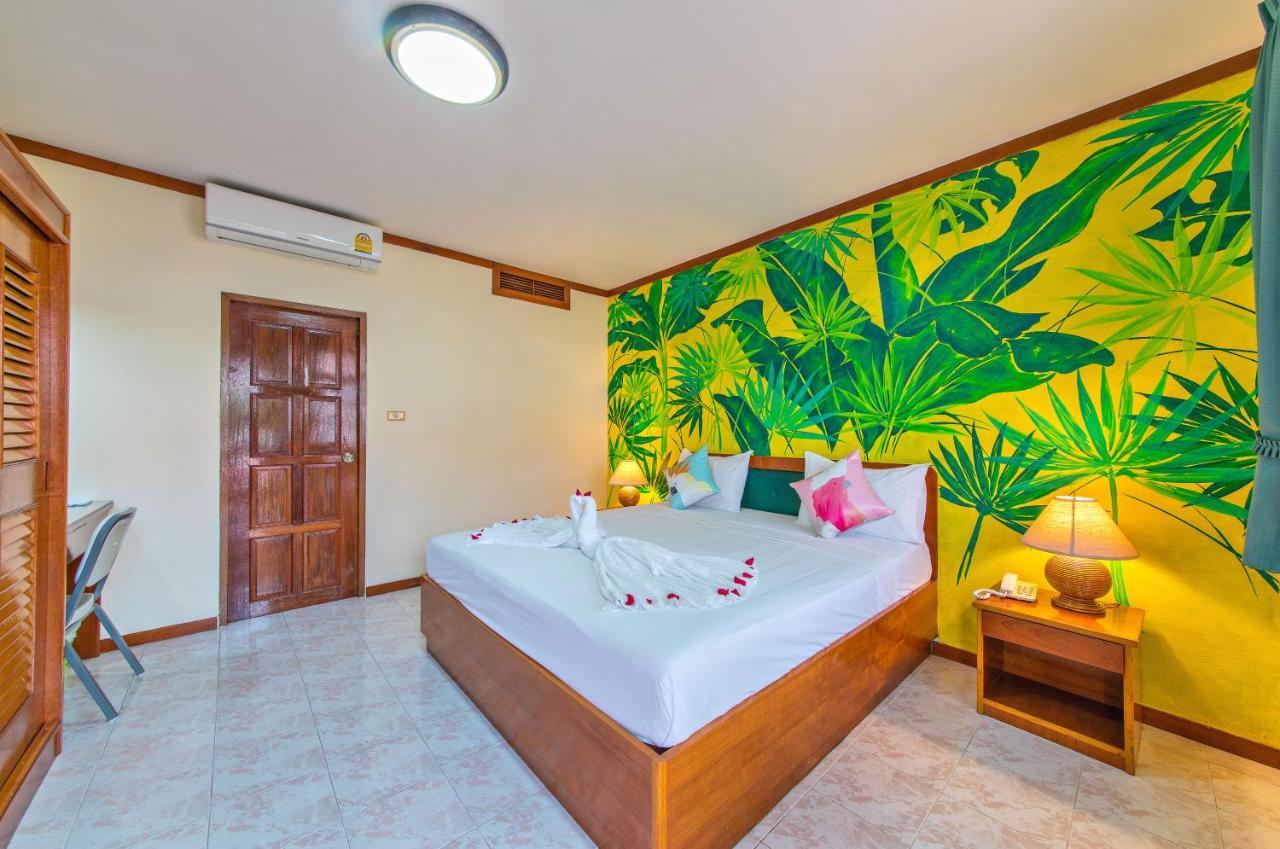 Panda Hotel Patong Exterior photo